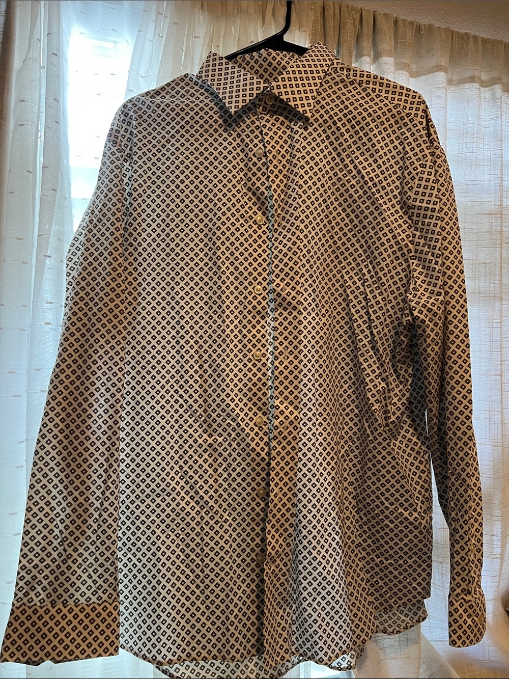 Express Men's Black and White Geometric Button-Up Shirt